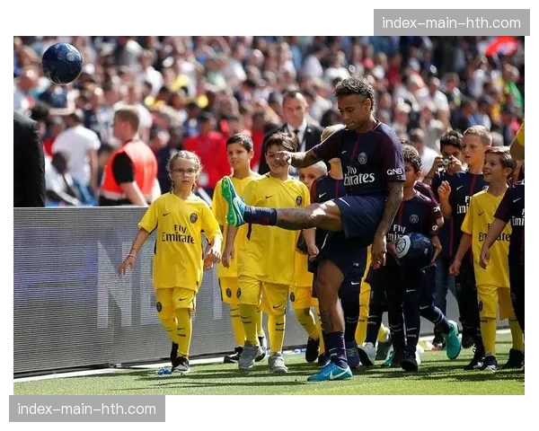 巴黎手握一球优势回归王子公园，摩纳哥残阵翻盘希望渺茫