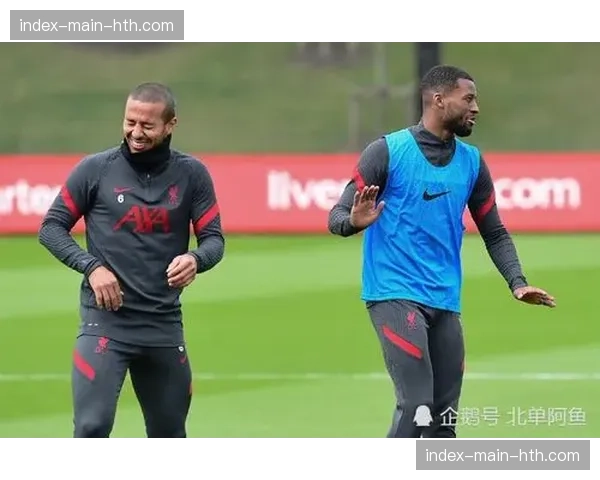 数据网站预测本轮焦点战：曼联 vs 利物浦的“攻防转换对决”指数
